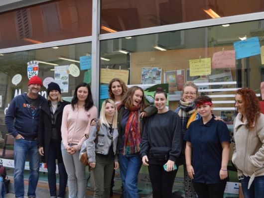 Jeunes filles Italie _1_.JPG