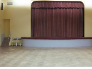 salle du bourg.JPG salle du bourg.JPG