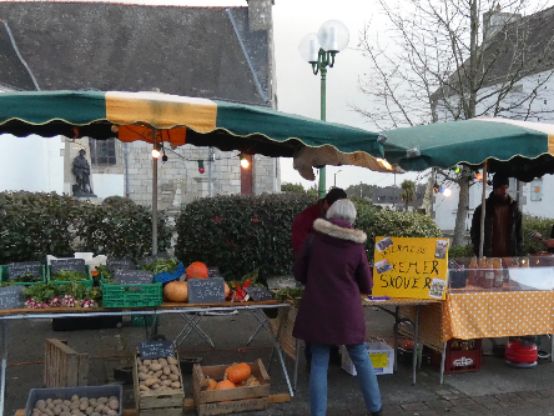 marché.jpg marché.jpg