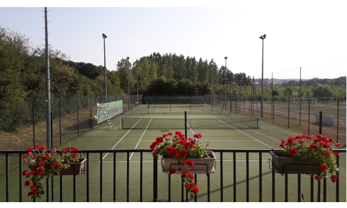 Tennis Club de Noailles